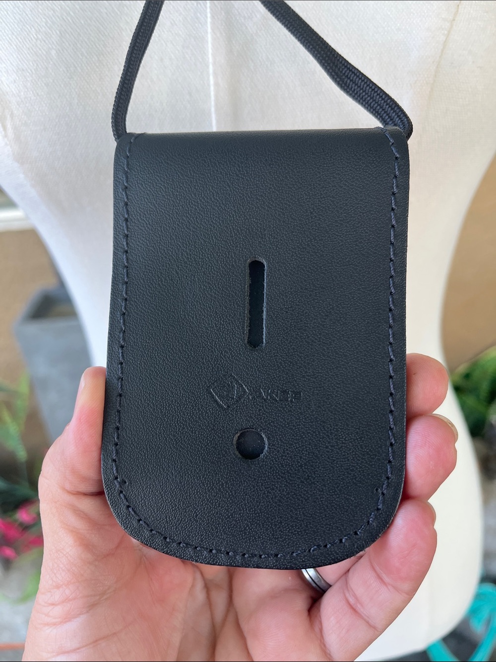 Black Neck Badge & ID Holder - Picture 2 of 6